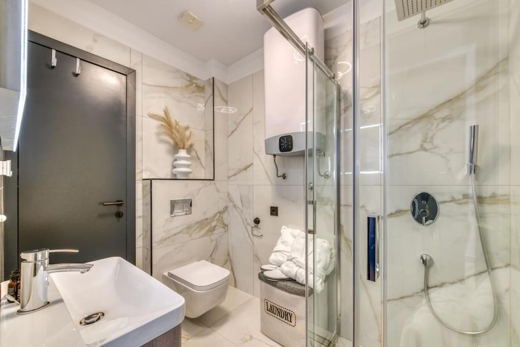Apartment One B With Heated Private Pool 杜布罗夫尼克 外观 照片